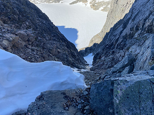 Image #23: The chute on the north side of the notch between Mount Vestre Trolltinden and Mount Store Trolltinden, which extends all the way down to Adelsbreen Glacier. This is the chute that I had tried to climb up about 4 hours earlier.