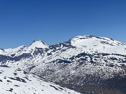 Image #11: View towards Mount Auskjæret [1340 m.a.m.s.l.] and Mount Ørastolen [1392 m.a.m.s.l.].