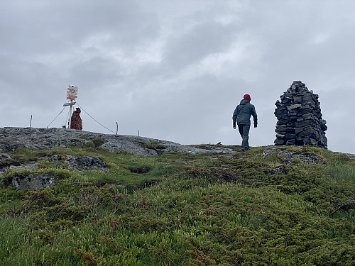 Bilde #6: Ankomst på toppen.