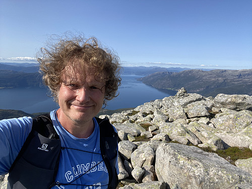 Bilde #6: På Skrunten [1046 m.o.h.], en knaus på nordvest-ryggen av Gygrastolen.