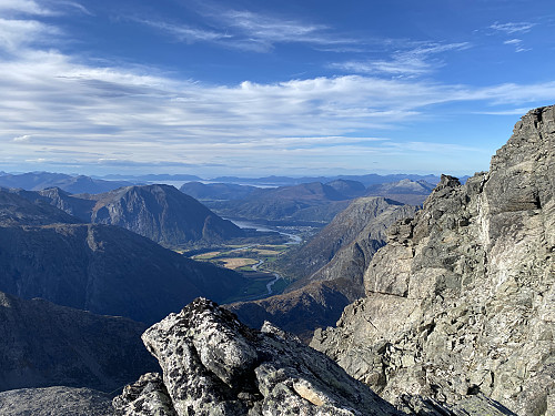 Bilde #9: Utsikt mot Raumadalen og Åndalsnes.