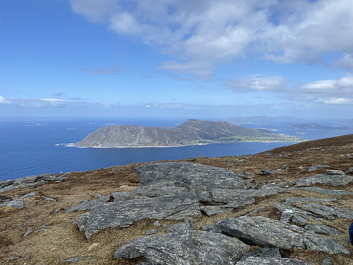 Bilde #10: Utsikt fra Skolma mot Godøya.