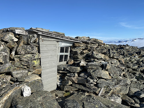 Bilde #21: Heen's hytte på topp-platået.