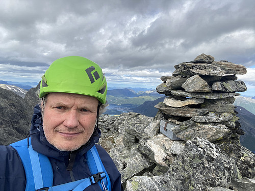 Bilde #5: På toppen av Olaskartinden [1536 m.o.h.].