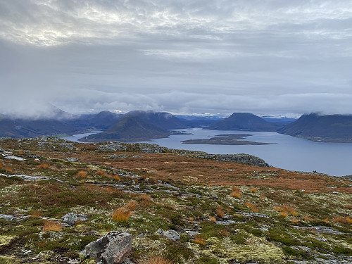 Bilde #8: Utsikt mot Vestrefjorden og Vatnefjorden.