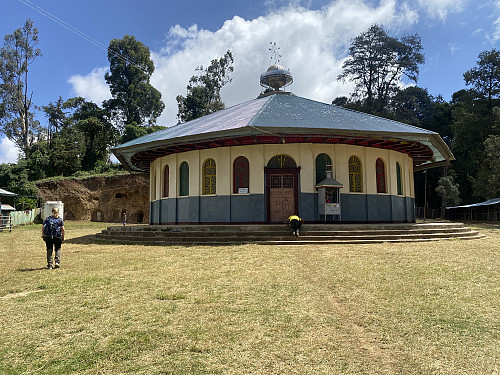 Bilde #10: The Abune Gebre Menfes Kidus Church, i.e. the church of the Monastery carrying the same name.