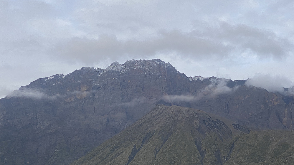 Image #21: Zooming a bit in on the Meru summit, and on the Meru Ash Cone (seen in front of the summit mountain massif).
