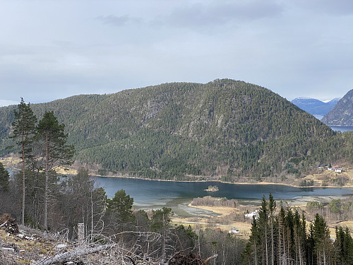 Bilde #15: Utsikt mot Lundsjellet.