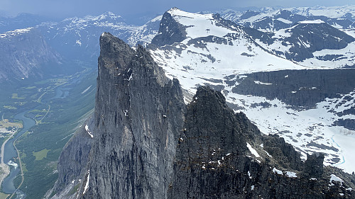 Bilde #27: Trollveggen.