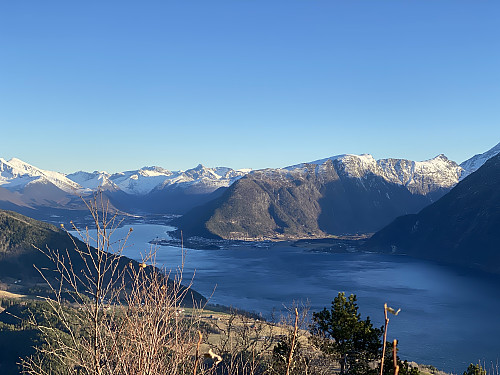 Bilde #8: Utsikt mot Åndalsnes.