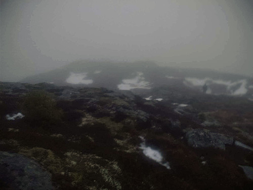 Bilde #4: ...og her er det Rishaltheia [556 m.o.h.] som kommer til syne.
