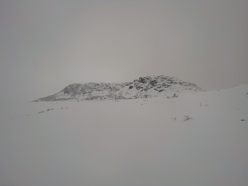 Bilde #5: Kjølen kommer til syne i det jeg kommer opp på platået nedenfor.