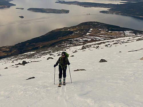 Bilde #7: På vei videre oppover etter midtryggen.