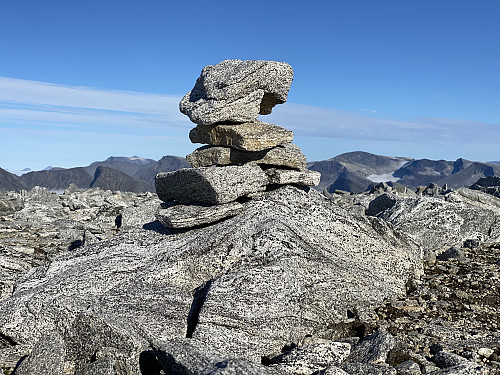 Bilde #12: En liten varde på toppen.