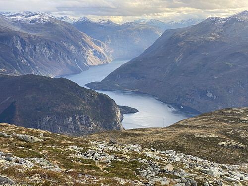 Bilde #7: Utsikt innover mot Tafjorden.