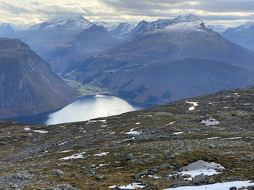 Bilde #8: Utsikt mot Nordal, på andre sida av Storfjorden.