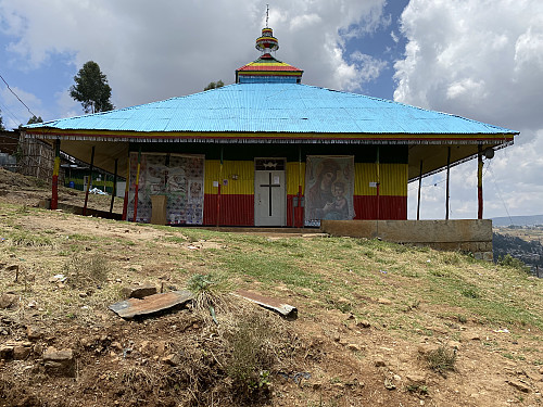 Image #2: An Ethiopian-Orthodox Church (St. Lideta we Abune Habtemariyam), located just 1 km before the trail crosses into Oromia.