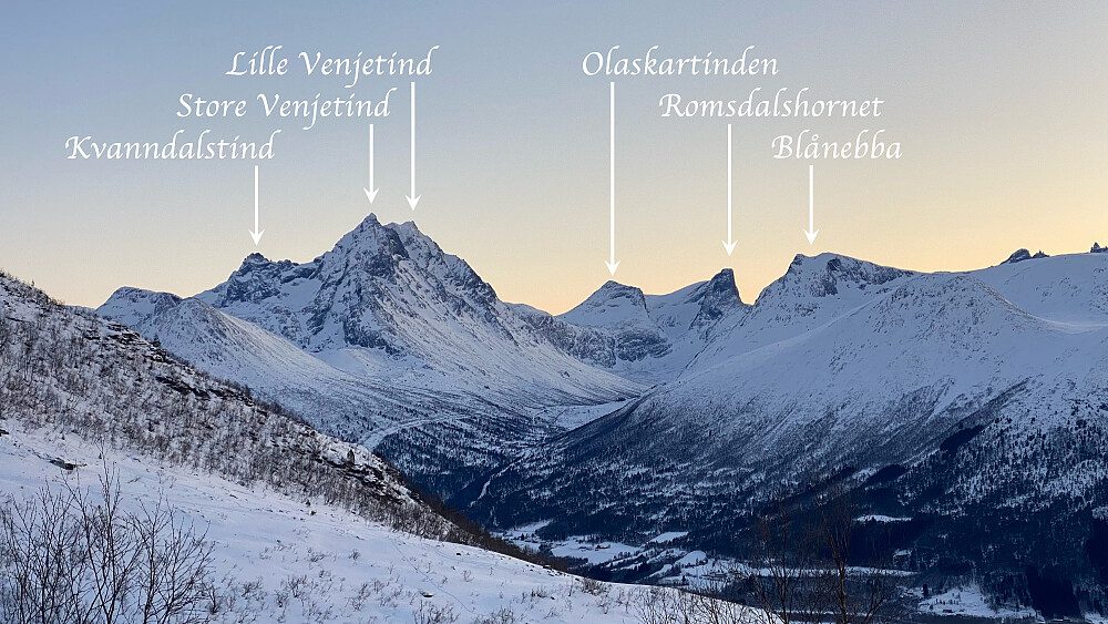 Bilde #17: Utsikt mot Venjedalen og noen av de mer kjente fjellene omkring.