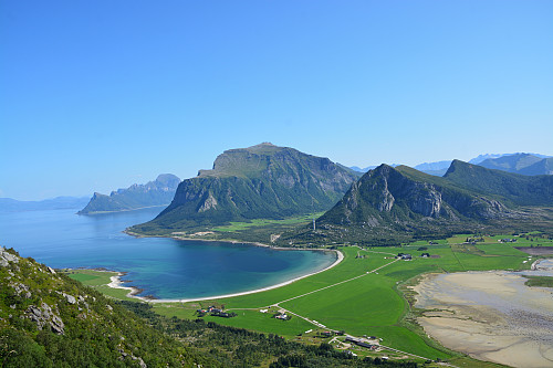 Utsikt fra Kunna mot Skjeggen.