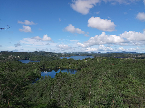 Vidgarvatnet sett under nedstigning.