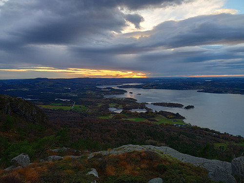 Solnedgang.