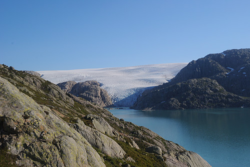 Folgefonna og Inste Møsevatnet.
