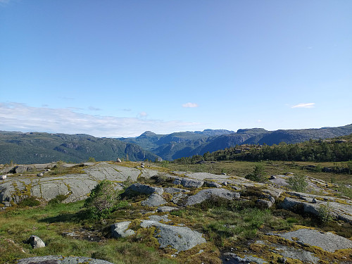 Gullingen og Reinsnuten sett frå Arvanibba.