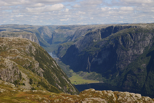 Trodla-Tysdal sett frå Brunfjellet.