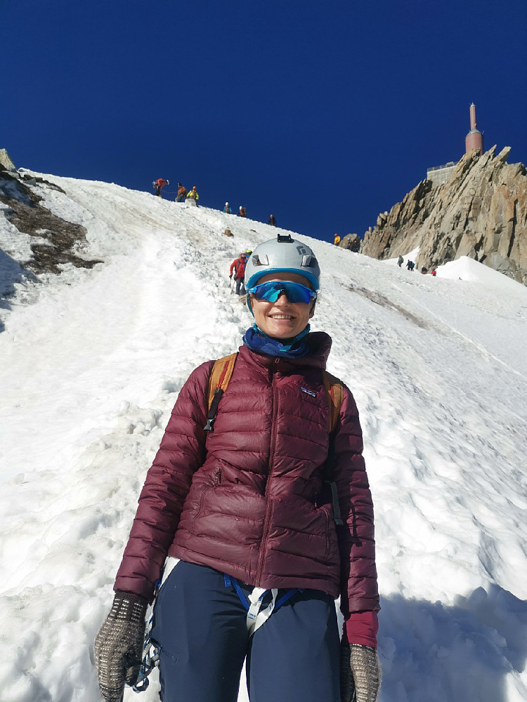Ryggen ned fra aiguille du midi