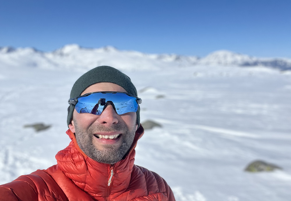 Topp-fjellfie må til i så fint vær