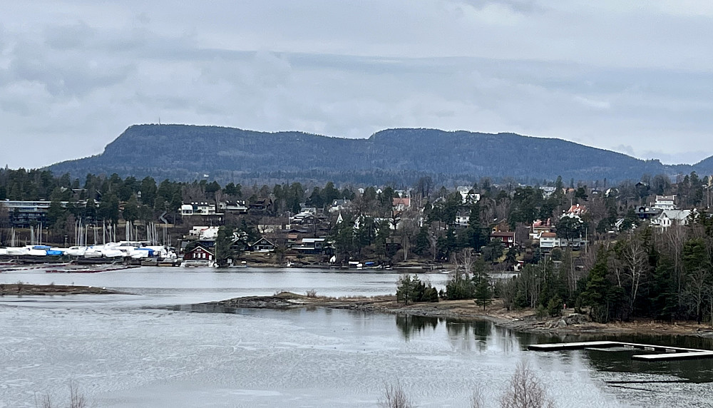 Kolsåstoppene sett fra fugletårnet på Storøya