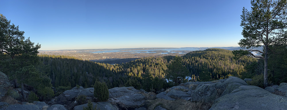 Panorama fra Nordre Kolsås utsiktspunkt