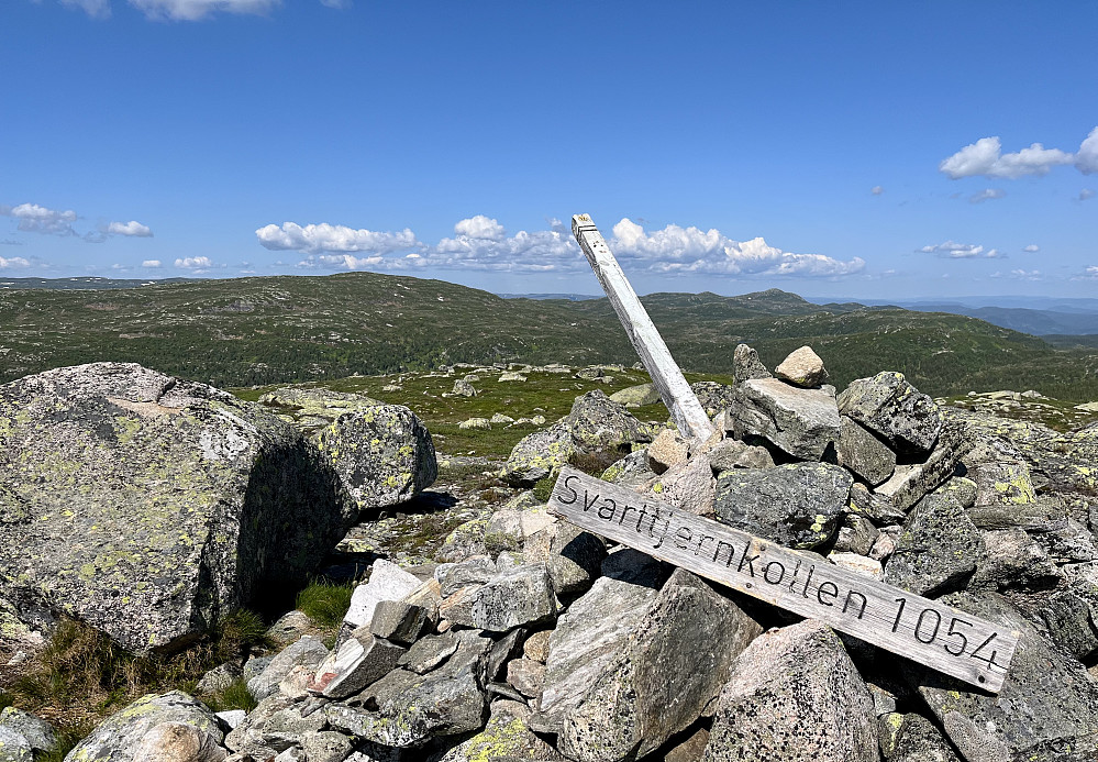 På toppen av Svarttjernskollen mot Gyranfisen