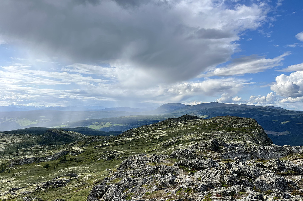 Heidalsmuen får snart besøk av en regnbyge
