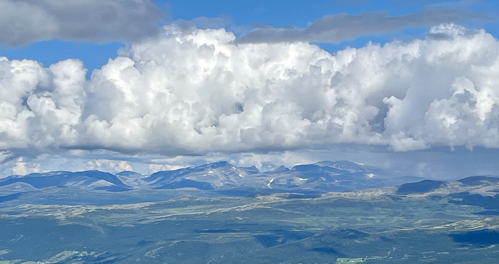 Utsikt til Norges tre høyest beliggende fjellområder: Dovrefjell