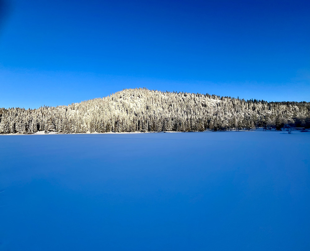 Øyungskollen er kledd i hvitt for anledningen