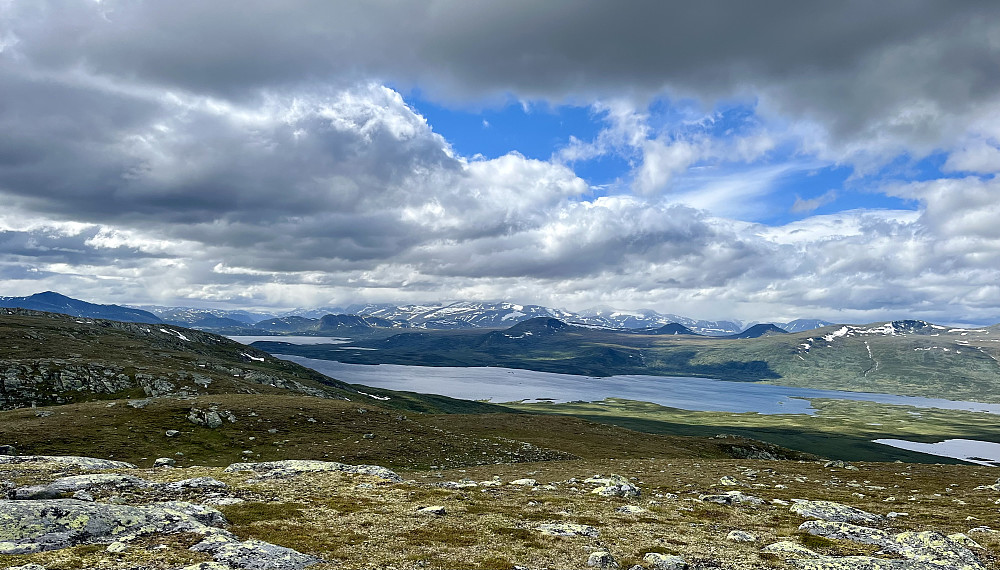 Utsikt mot Vinstra og og Jotunheimen