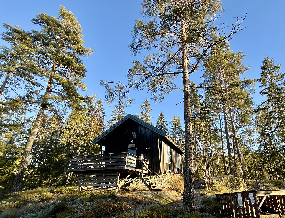 Velkommen til DNT Ravnsjøholmen