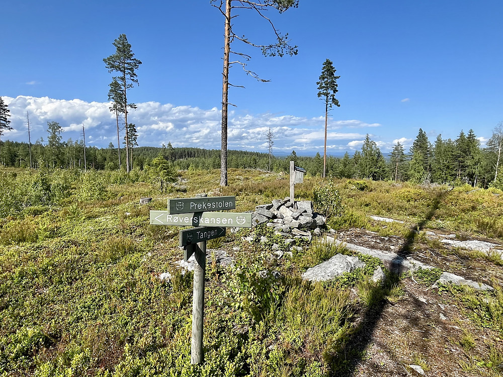 Nok en Prekestol, men langt fra like spektakulær som den mer kjente 