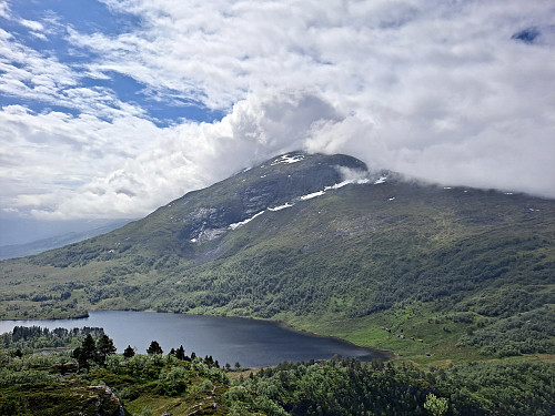 Grøtet og Kilstivatnet