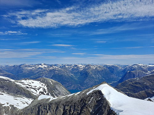 Frå Stryneskåla mot Oppstrynsvatnet