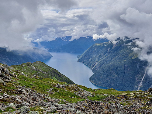 Mot Balestrand
