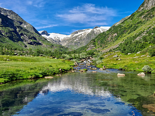 God sti innover dalen