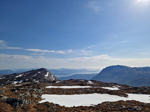 Frå Hekkelfjellet, Dokka til høgre