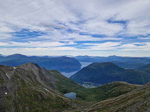 Frå Mehornet mot Stordal