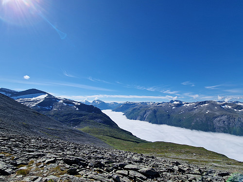 Skodda låg lenge over fjorden