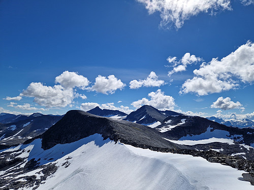 Mot Blåfjellet, Trollkyrkja og Muldalsegga bak