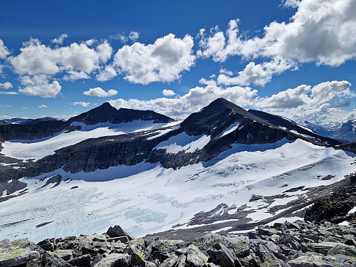 Mot Trollkyrkjebreen, Trollkyrkja og Muldalsegga
