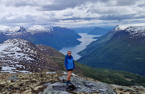 Frå Skurvenosi, ser mellom anna Molden
Foto: G.J.Lotsberg