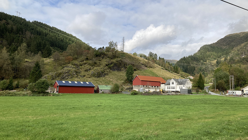 Kongshaugen sett fra Hausdalsvegen ved Samdal